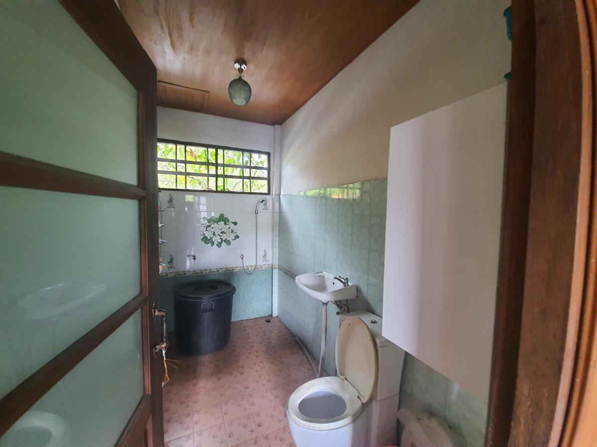 Baan Thabthong Homestay Ban Pak Nam  Extérieur photo