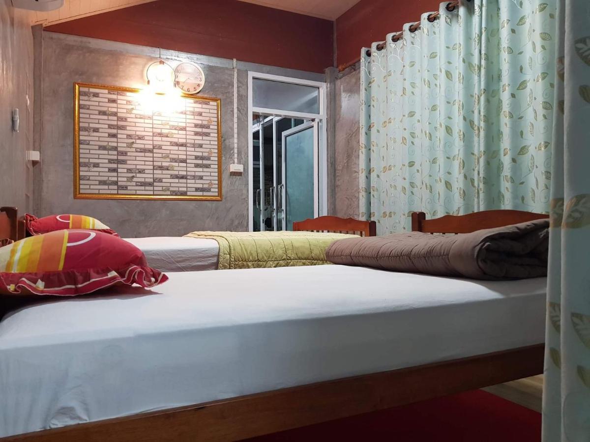Baan Thabthong Homestay Ban Pak Nam  Extérieur photo