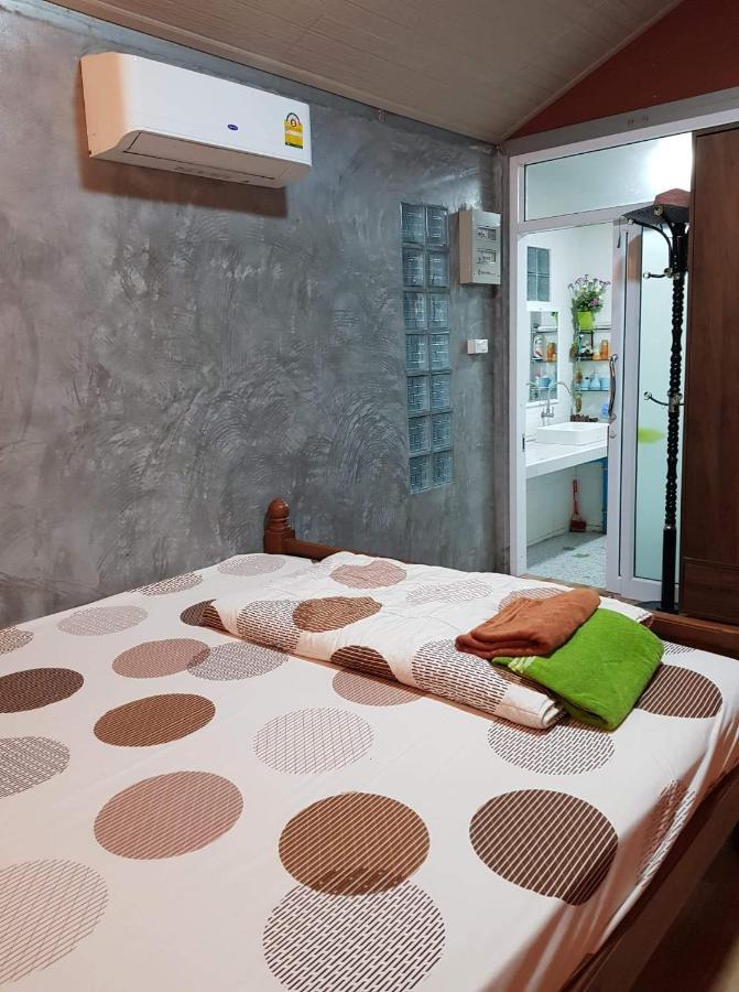 Baan Thabthong Homestay Ban Pak Nam  Extérieur photo