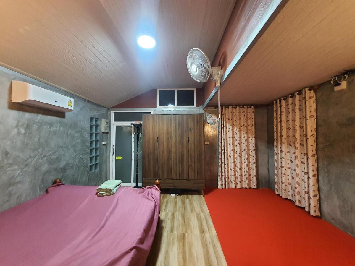 Baan Thabthong Homestay Ban Pak Nam  Extérieur photo